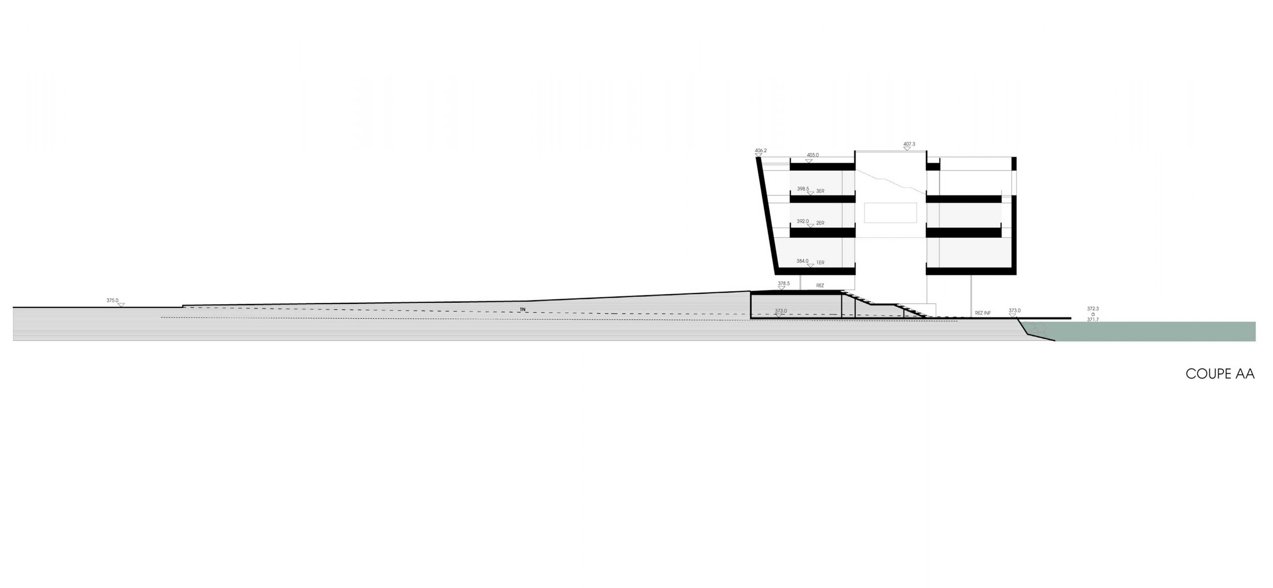 mnba-4–coupe-_-2